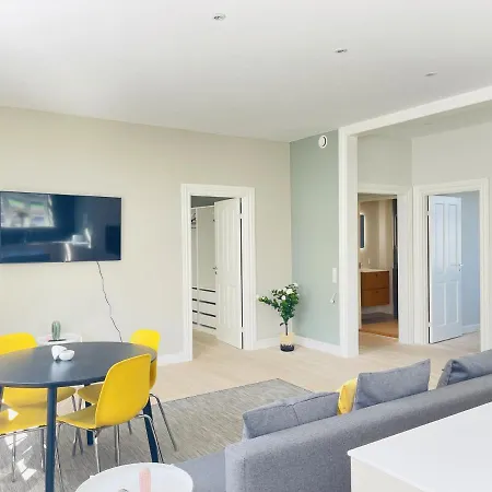 Apartment Aday - 2 Bedroom With Modern Kitchen And Free Parking Aalborg