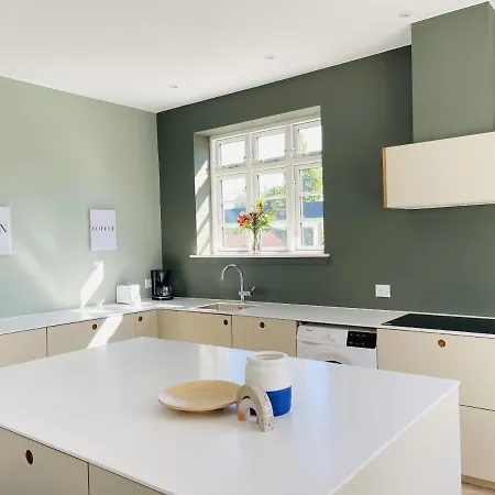 Aday - 2 Bedroom With Modern Kitchen And Free Parking Aalborg