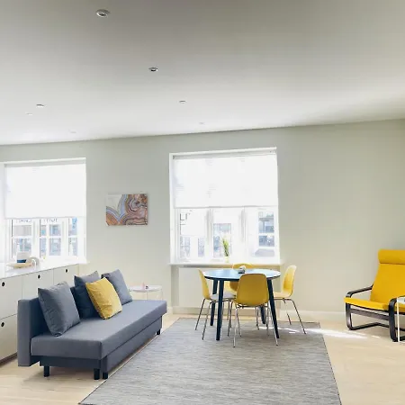 Aday - 2 Bedroom With Modern Kitchen And Free Parking Aalborg