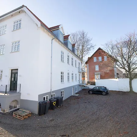 Aday - 2 Bedroom With Modern Kitchen And Free Parking * Aalborg
